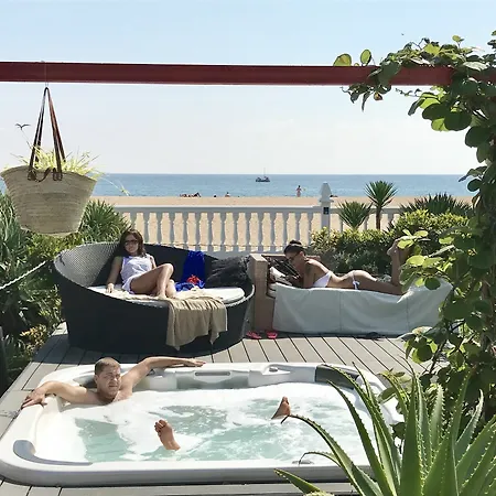 Lux House Barcelona With Pool And Hot Tub, Access Villa