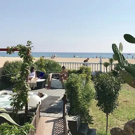 Lux House Barcelona With Pool And Hot Tub, Access * Malgrat de Mar