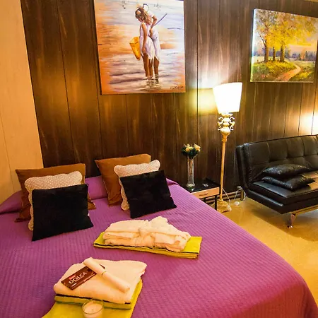 Lux House Barcelona With Pool And Hot Tub, Access Villa *
