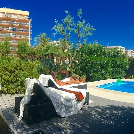 Villa Lux House Barcelona With Pool And Hot Tub, Access